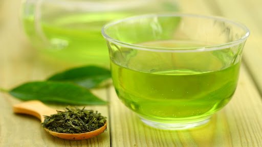 Rụng tóc sau sinh cần bổ sung vitamin gì? 10 Trà xanh