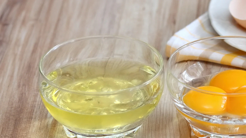 Lòng trắng trứng chứa các chất giúp tổng hợp collagen