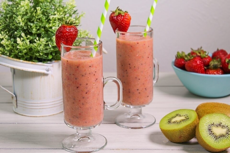 Sinh tố kiwi - dâu tây