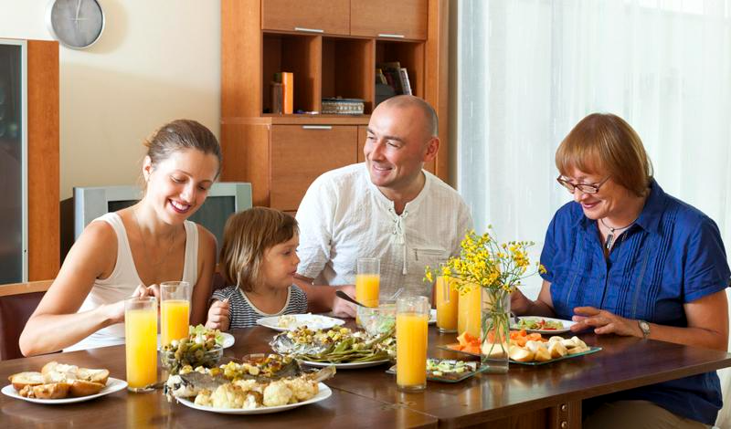 Ăn tối cùng gia đình