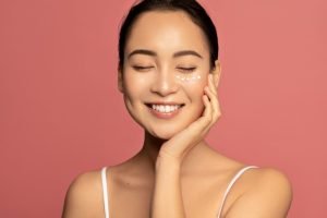 bao nhiêu tuổi thì dùng kem chống lão hóa