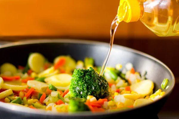 Ăn không hấp thụ phải làm sao? Tổng quan hội chứng kém hấp thụ 9 Nấu chín thức ăn giúp cơ thể dễ dàng hấp thụ dinh dưỡng