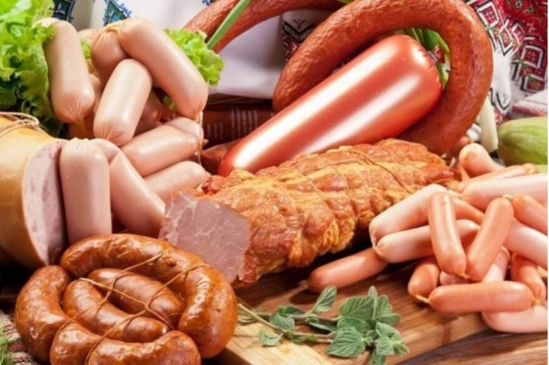 Cách tăng NAD+ tự nhiên quan trọng là cắt giảm rượu và các loại thực phẩm chế biến sẵn trong chế độ ăn hằng ngày