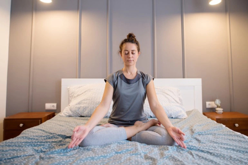 Thư Giãn Và Ngủ Ngon Hơn Với Vài Động Tác Yoga Trước Khi Ngủ 4 Yoga giúp cơ thể và tâm trí được thư giãn giúp giấc ngủ sâu hơn