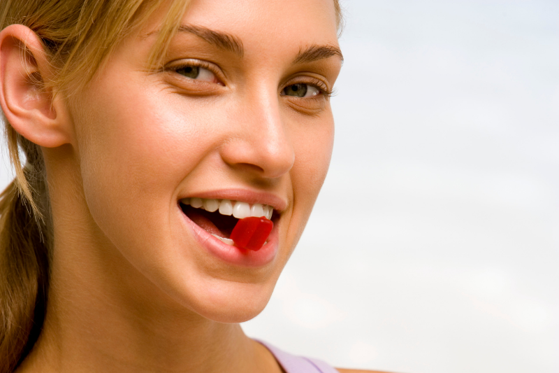 Nên ăn kẹo collagen sau ăn sáng