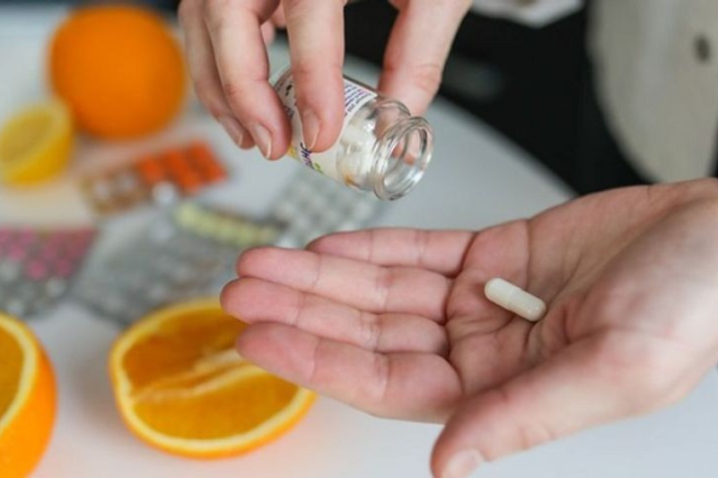 Lượng sắt trong cơ thể bị giảm đi trong kỳ kinh, bổ sung vitamin C để cơ thể phục hồi tốt hơn