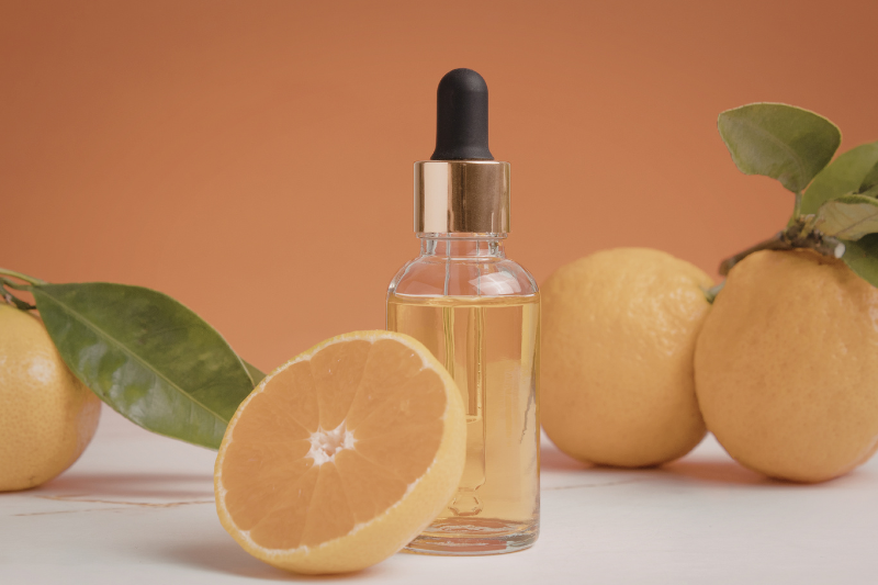 Da nhạy cảm có nên dùng vitamin C không, tại sao? 4 Tránh dùng sản phẩm có vitamin c nguyên chất