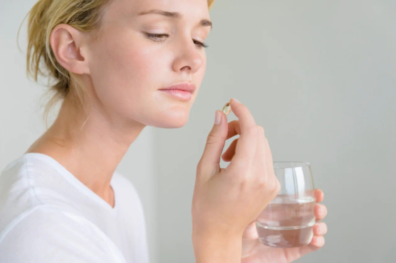 Uống Omega 3 có bị nóng trong không?