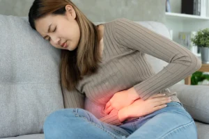 Uống vitamin C có thể gây kích ứng tiêu hóa nhẹ