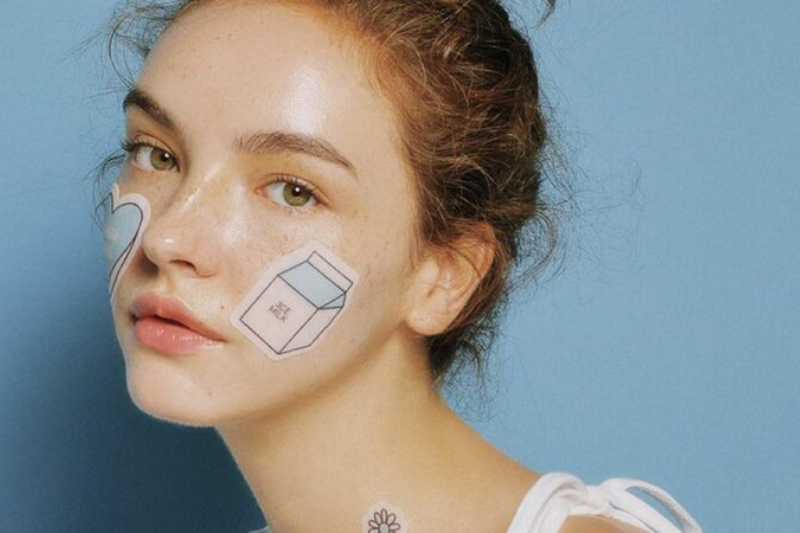 Da dầu cần chú trọng kiểm soát tuyến bã nhờn