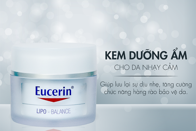 Da nhạy cảm nên chọn sản phẩm dưỡng ẩm có thành phần thiên nhiên