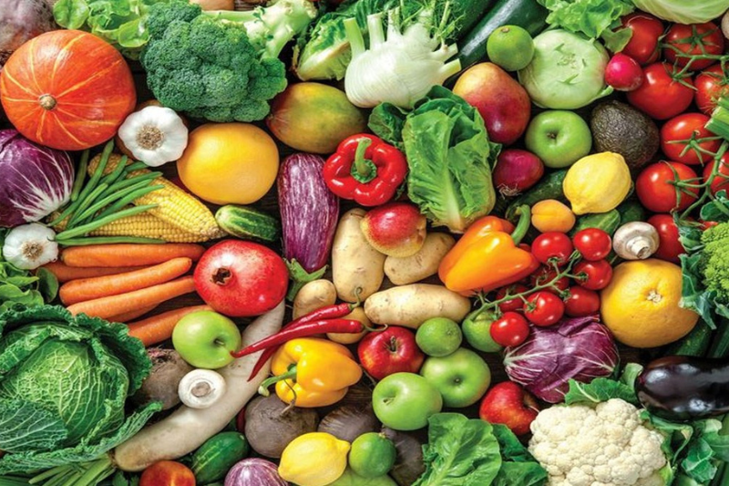 Bổ sung các thực phẩm giàu vitamin, chất xơ để hỗ trợ tái tạo da tự nhiên