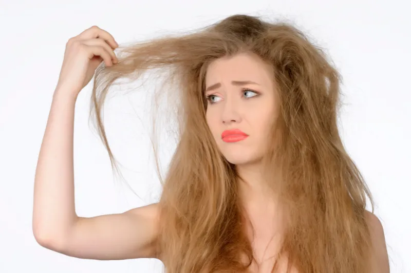 Tóc khô, xơ đù đã áp dụng chăm sóc tóc khoa học