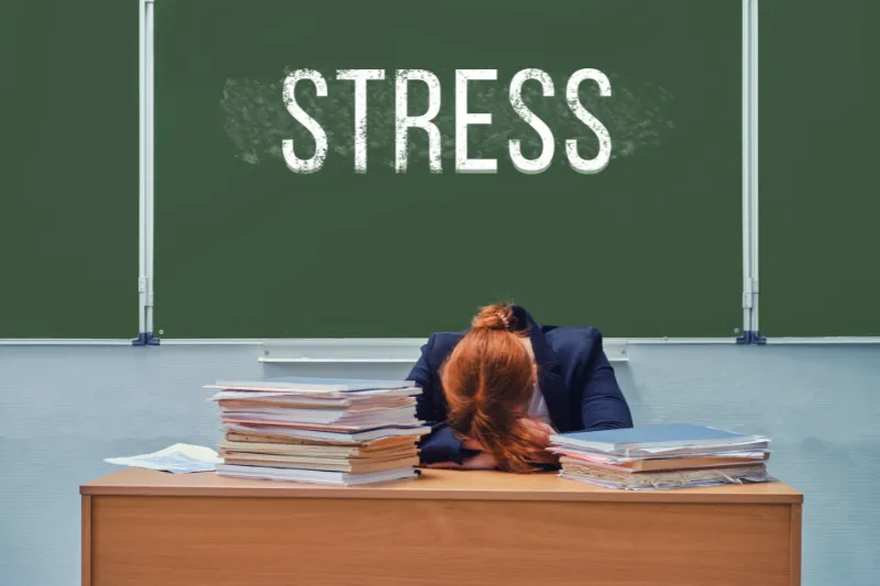 Stress kéo dài cũng gây lão hóa sớm