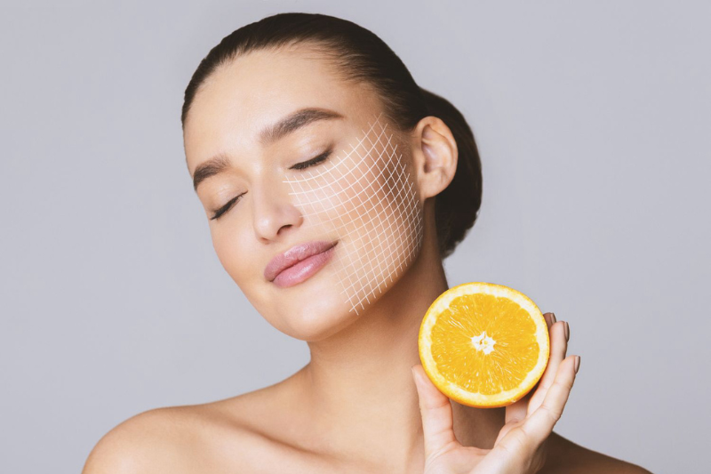 Mối quan hệ ở cấp độ phân tử giữa vitamin C và collagen 4 Bổ sung nguồn vitamin C tự nhiên giúp bảo vệ collagen để làn da đàn hồi, chậm lão hóa