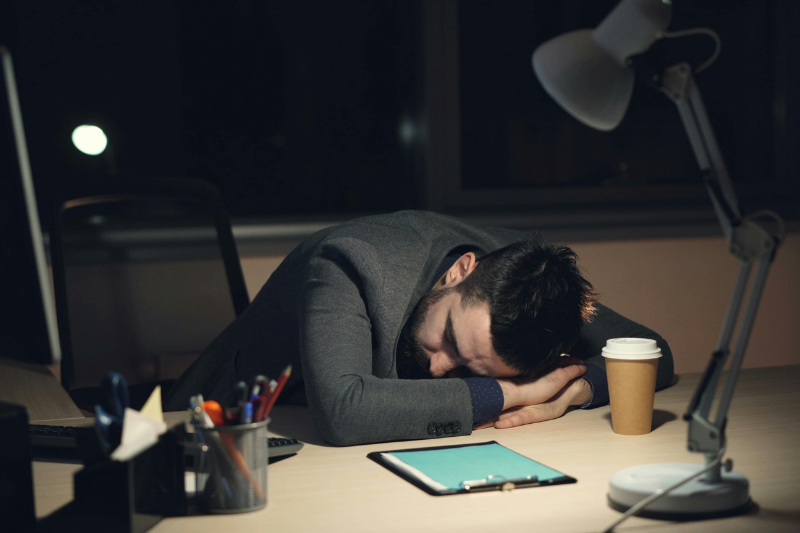 Stress kéo dài ảnh hưởng đến quá trình lão hóa như thế nào? 9 Căng thẳng làm giảm chất lượng giấc ngủ