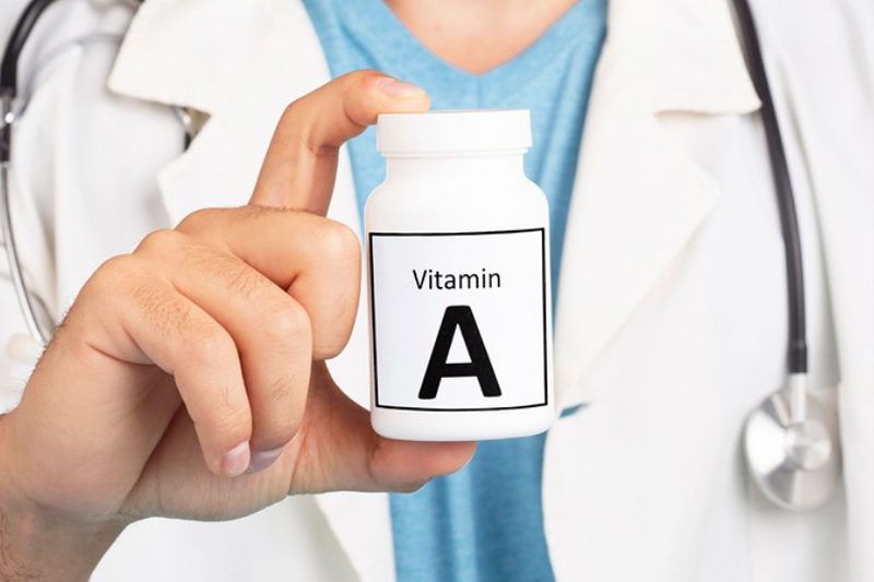 Dấu hiệu cần cảnh giác và cách xử trí khi ngộ độc vitamin A 5 Khi bị ngộ độc vitamin A nên dừng sử dụng và theo dõi để điều trị kịp thời