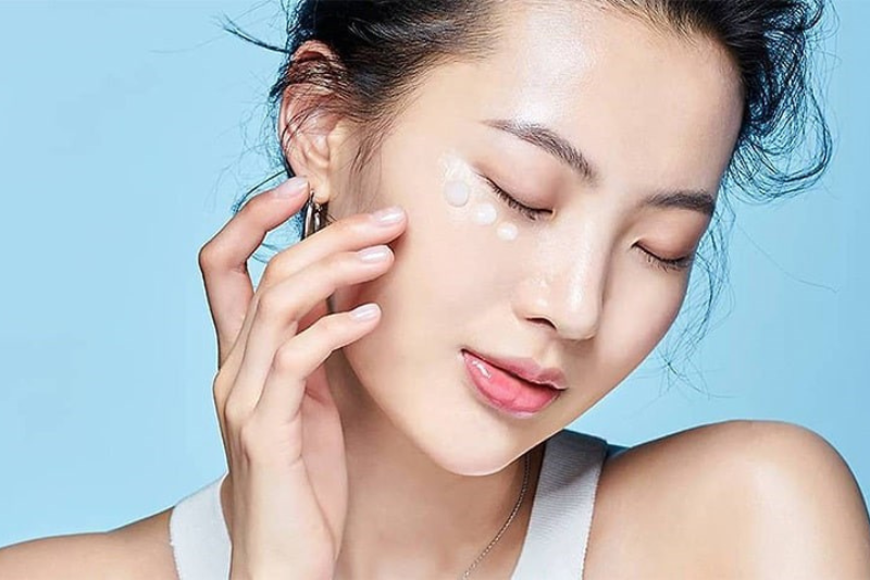 Hyaluronic Acid hỗ trợ cấp ẩm cho da