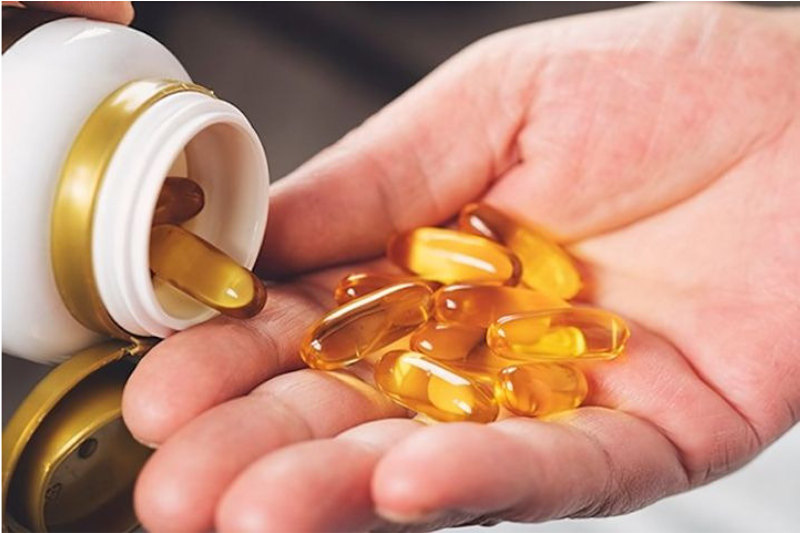 Uống vitamin D gây buồn nôn? Nên bổ sung vitamin D theo nhu cầu và hướng dẫn sử dụng