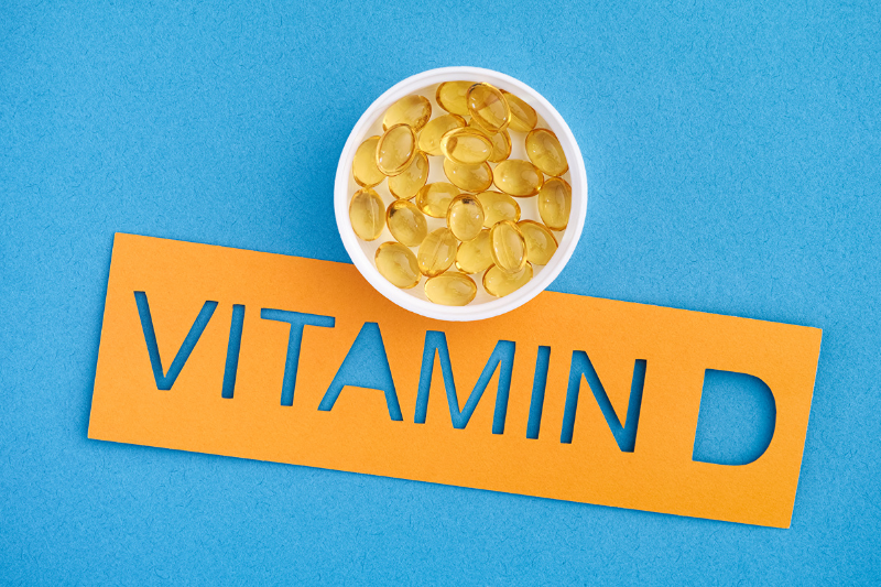 Uống vitamin D quá liều có thể gây táo bón